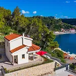 Stunning In Novigrad With Kitchen *
