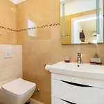Casa vacanze Stunning In Novigrad With Kitchen