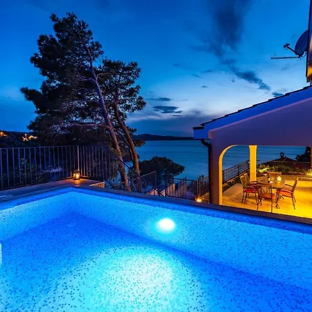 Front In Novigrad Novigrad (Dalmatia)