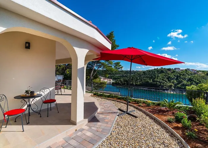 Stunning In Novigrad With Kitchen Novigrad (Dalmatia)