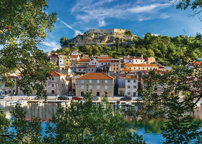 Stunning In Novigrad With Kitchen Vikendica *